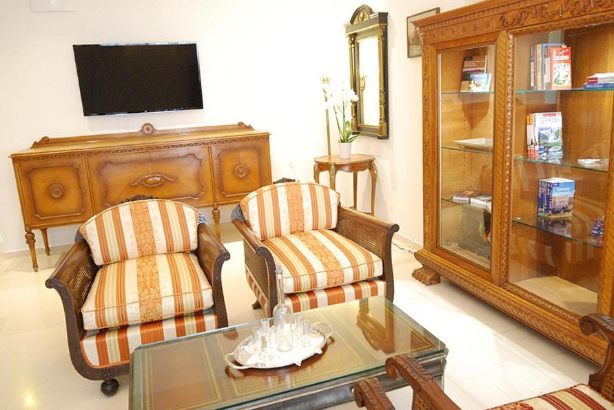 Heraklion Center Boutique 3 Bedroom Apartment Penelope ภายนอก รูปภาพ